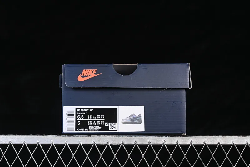 All categories Nk Air Force 1 Air Force series Nk Air Force 1 Low Air Force low-top Nike Air Force 1'07 Low "Night Spark" Hand-painted graffiti Night burning star Air Force 1 low-top casual sneakers DO6730-101